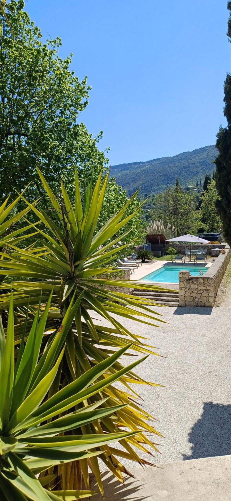 Le Domaine De La Feuilleraie Bed & Breakfast Coaraze Exterior photo