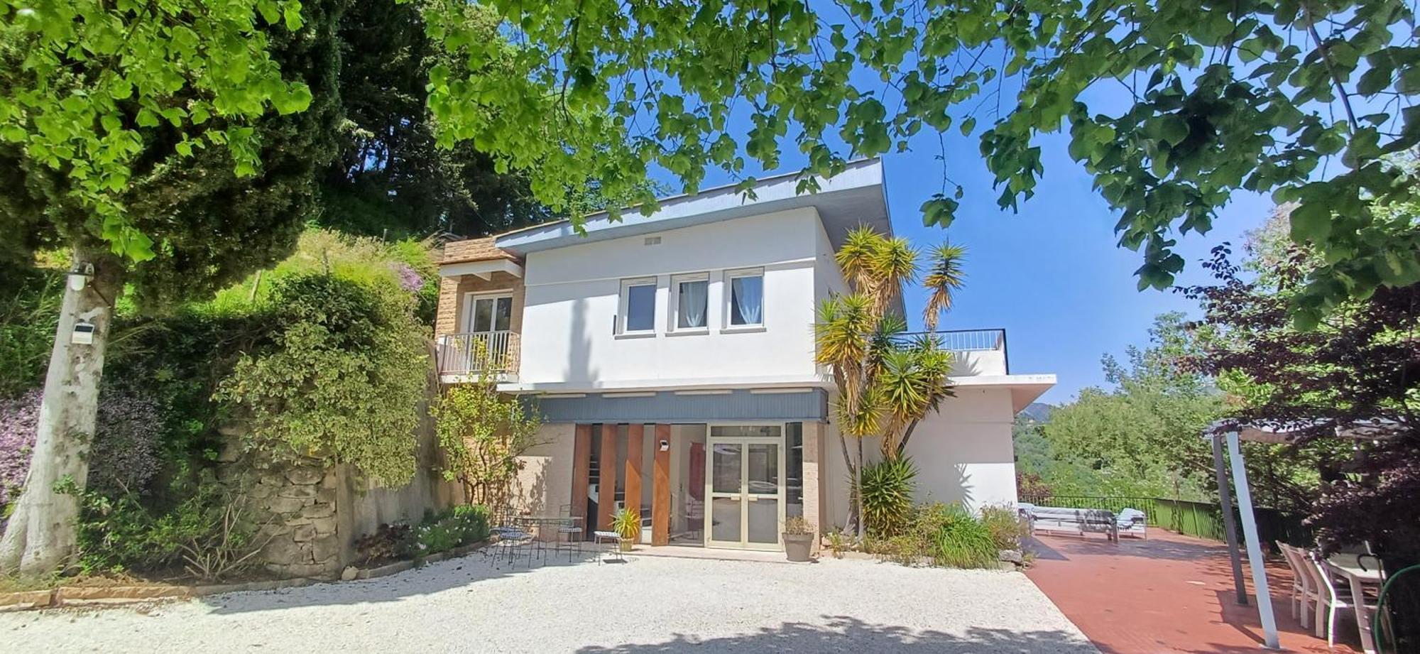Le Domaine De La Feuilleraie Bed & Breakfast Coaraze Exterior photo